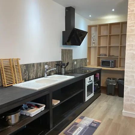 בית נופש Longere Typique Charentaise Migron